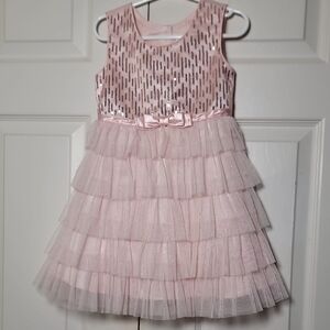Beautiful Pink Girls Dress Size 3T